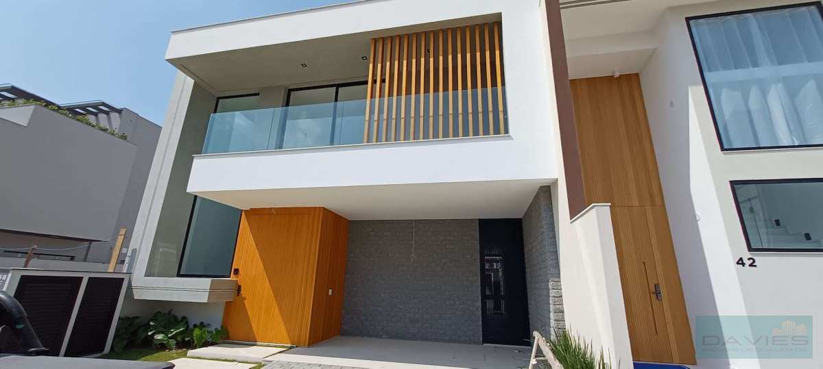 CASA - COND VILLA BLANCA - RECREO DOS BANDEIRANTES - Davies Indica Imóveis