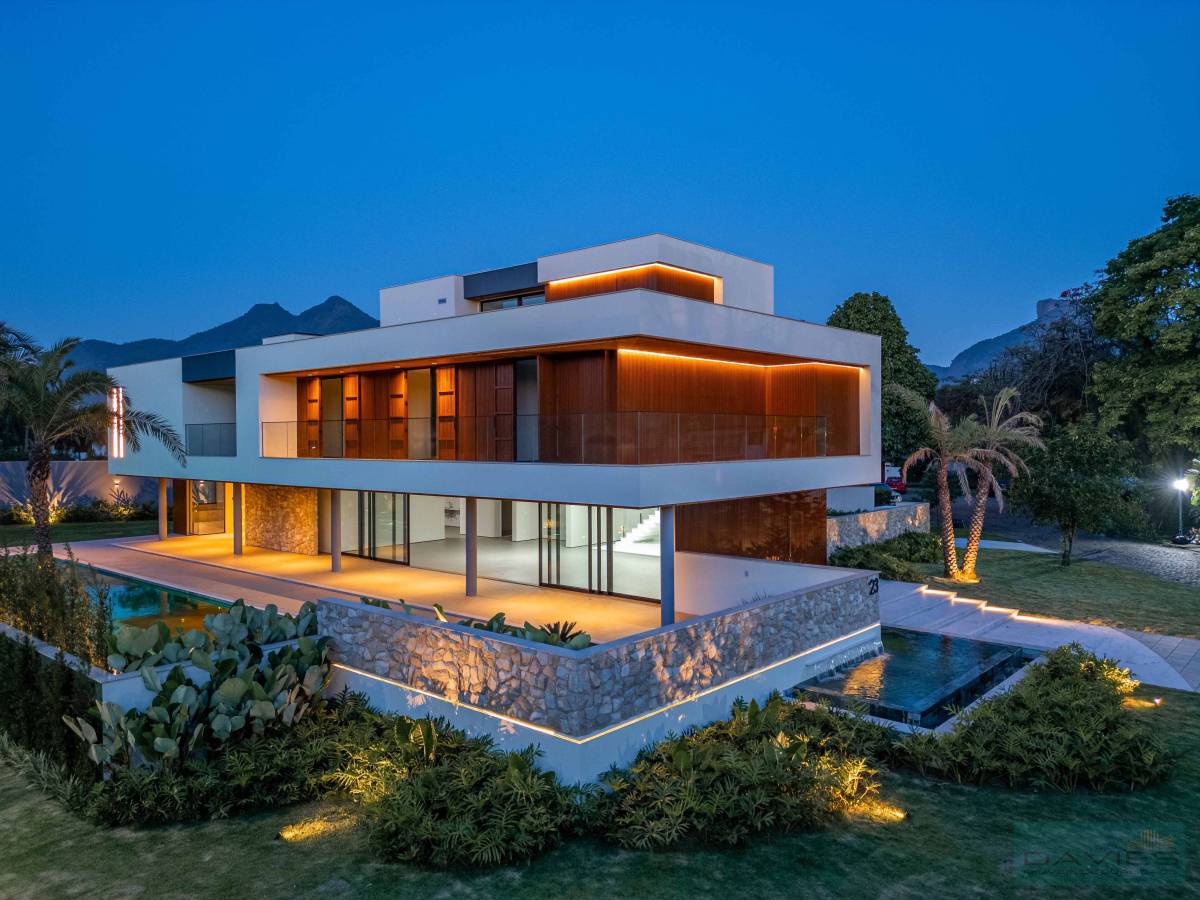 CASA - CONDOMINIO AUROCA - BARRA DA TIJUCA