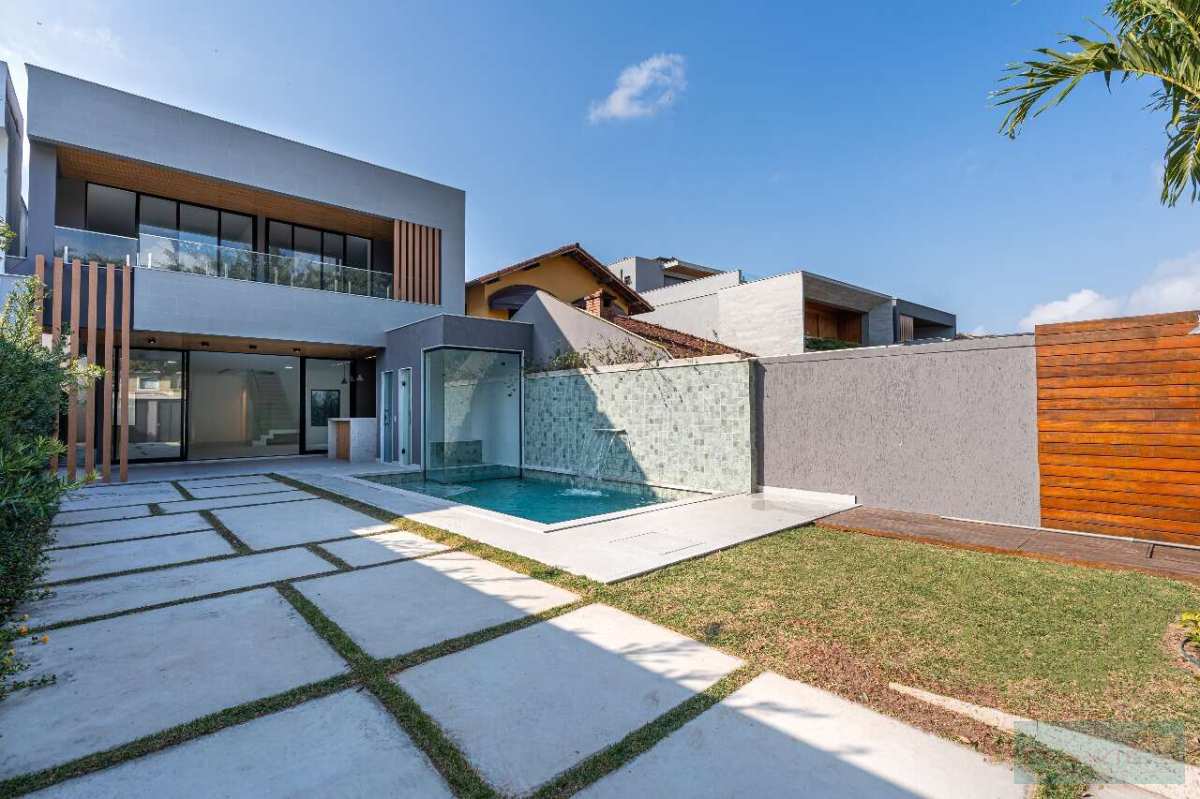 CASA - CONDOMINIO RIO MAR - BARRA DA TIJUCA - Davies Indica Imóveis